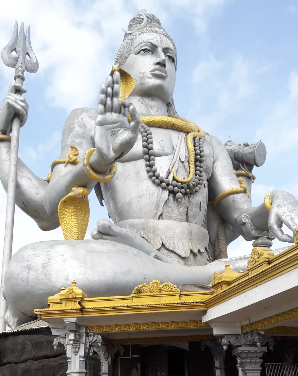Photo of Murudeshwar, Karnataka, India by Nidhi Jain