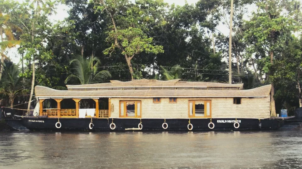 Photo of Kumarakom Houseboat, Mullakkal, Kottayam, Kerala, India by tanwistha gope