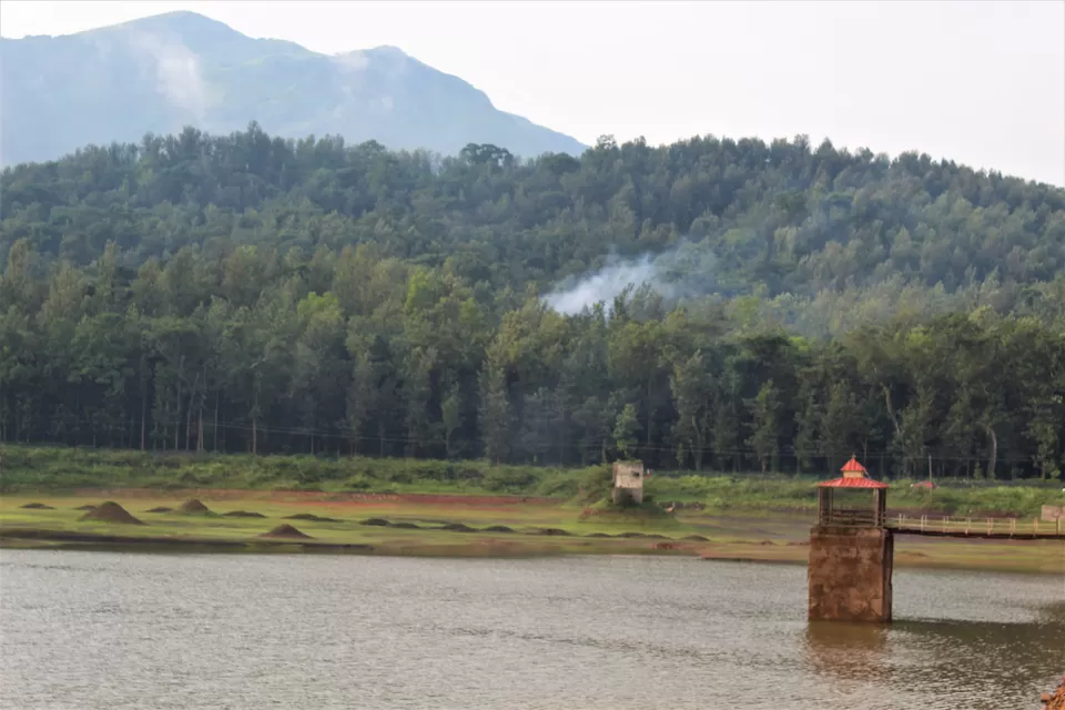 Photo of Hirekolale lake, Chickmagaluru, Karnataka, India by tanwistha gope