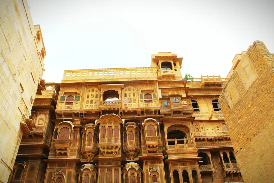 Photo of Patwon Ki Haveliyan, Amar Sagar Pol, Jaisalmer, Rajasthan, India by tanwistha gope