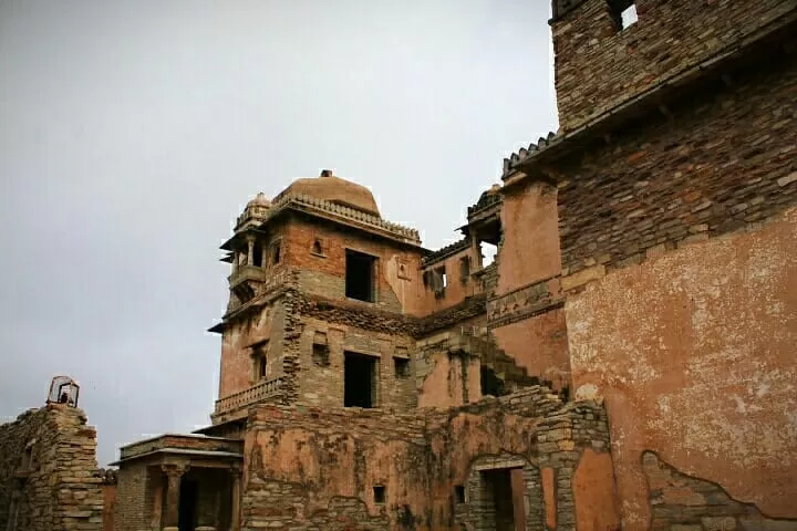 Photo of Kumbha Palace, Chittorgarh Fort Village, Chittorgarh, Rajasthan, India by tanwistha gope