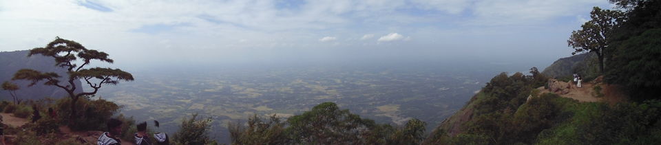 Photo of #TripotoTakeMeToHimalayas Nelliyampathy-The Road to Eternal Bliss 1/1 by Iswarya Sudhakaran