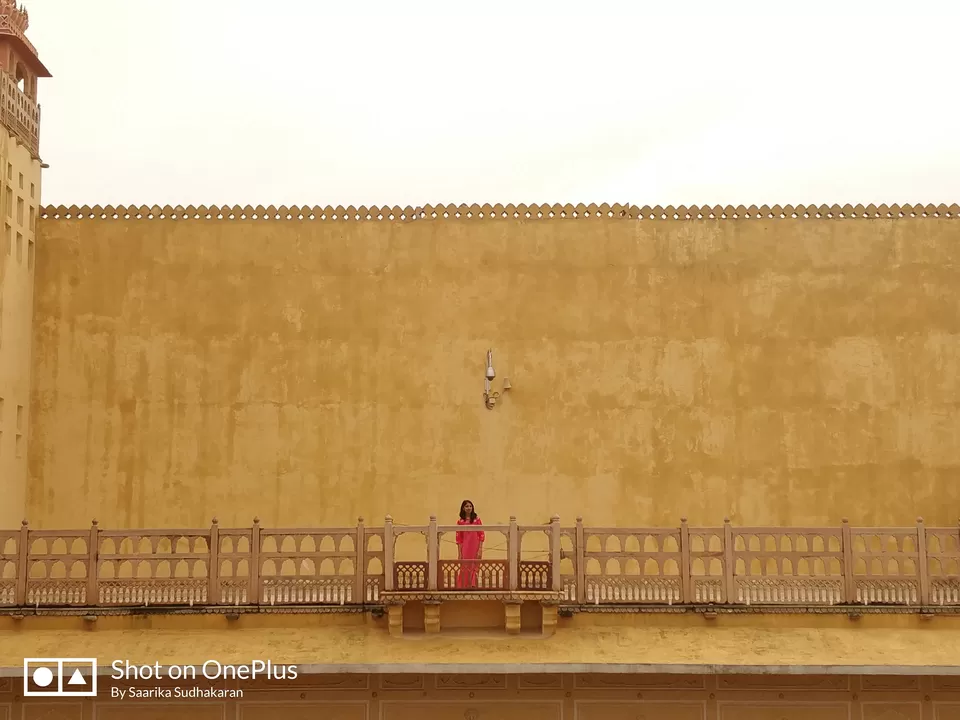 Photo of Hawa Mahal, Hawa Mahal Road, Badi Choupad, J.D.A. Market, Kanwar Nagar, Jaipur, Rajasthan, India by Iswarya Sudhakaran