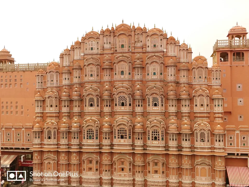 Photo of Hawa Mahal, Hawa Mahal Road, Badi Choupad, J.D.A. Market, Kanwar Nagar, Jaipur, Rajasthan, India by Iswarya Sudhakaran