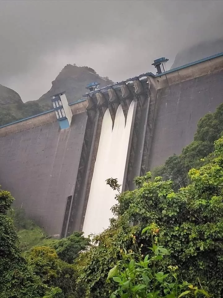 Photo of Idukki Dam, Idukki Township, Kerala by Iswarya Sudhakaran