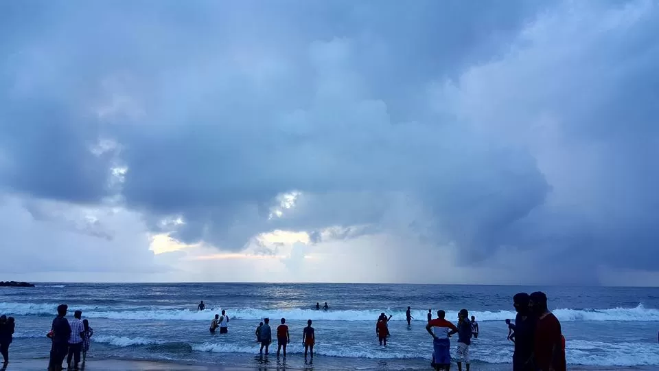 Photo of Kovalam Beach, Kovalam, Tamil Nadu, India by Iswarya Sudhakaran
