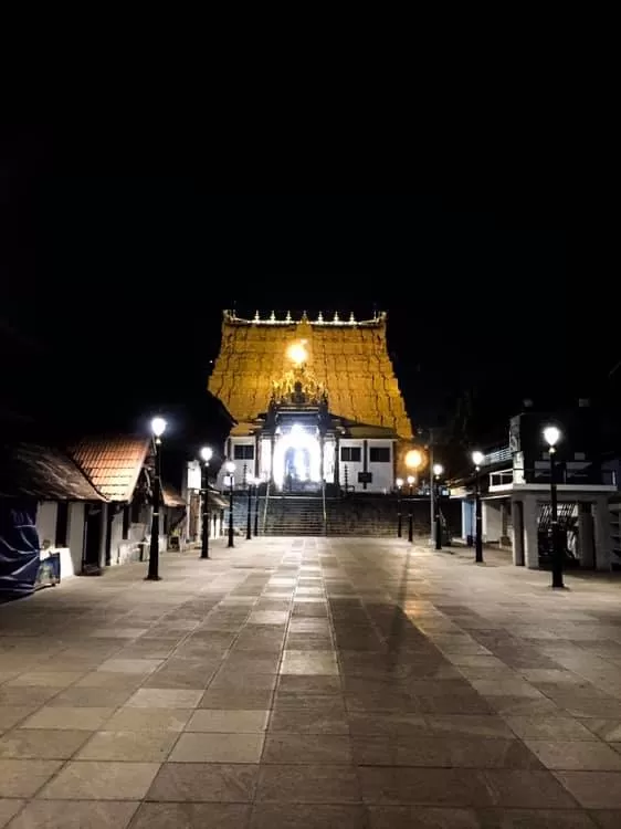 Photo of Sree Padmanabhaswamy Temple, West Nada, Fort, East Fort, Pazhavangadi, Thiruvananthapuram, Kerala, India by Iswarya Sudhakaran