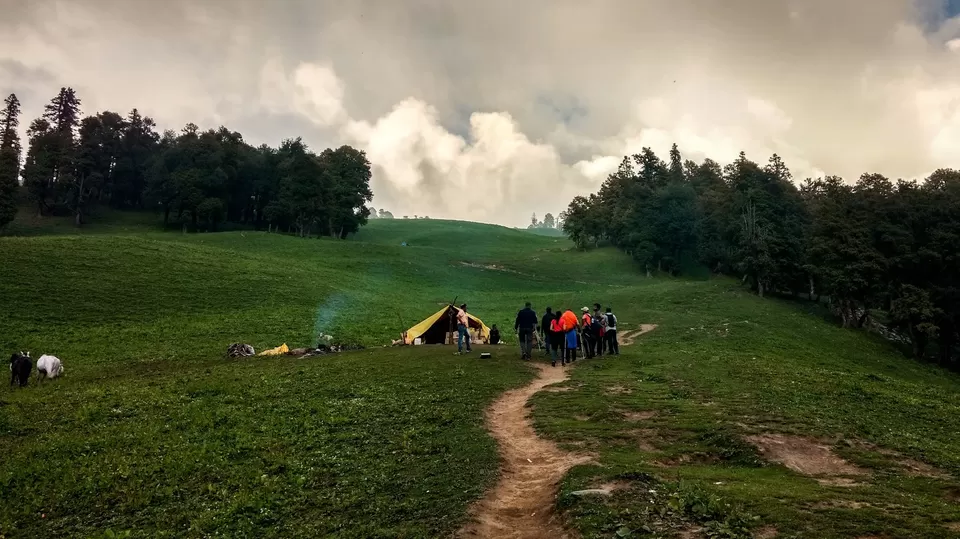 Photo of Subtracting humans, Adding mountains - How I trekked to Bhrigu Lake In 1 Day & Descended In Darkness by Shashank Sinha