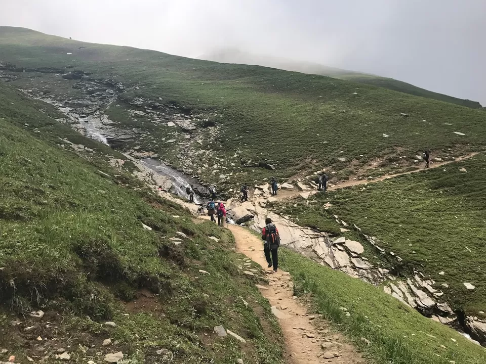 Photo of Subtracting humans, Adding mountains - How I trekked to Bhrigu Lake In 1 Day & Descended In Darkness by Shashank Sinha