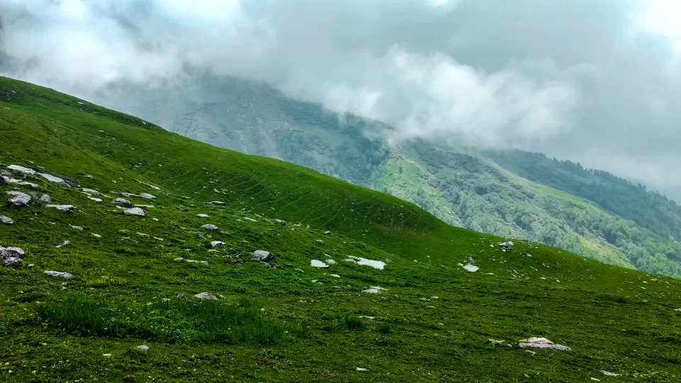 Photo of Subtracting humans, Adding mountains - How I trekked to Bhrigu Lake In 1 Day & Descended In Darkness by Shashank Sinha