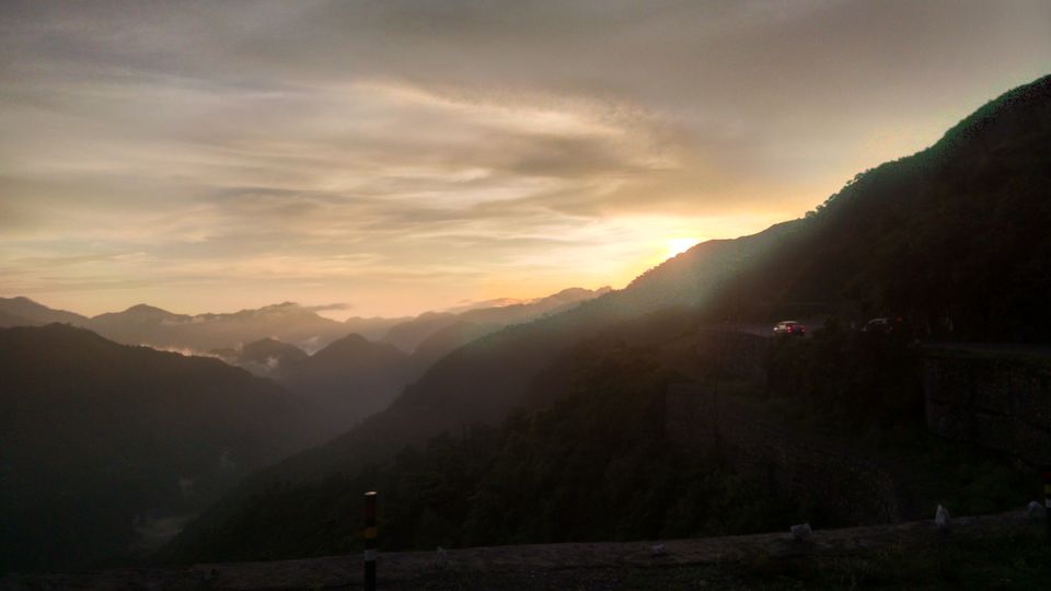 Photo of Chopta Tungnath Chandrashila Trek on a shoestring budget in Monsoons. 2/42 by Shashank Sinha