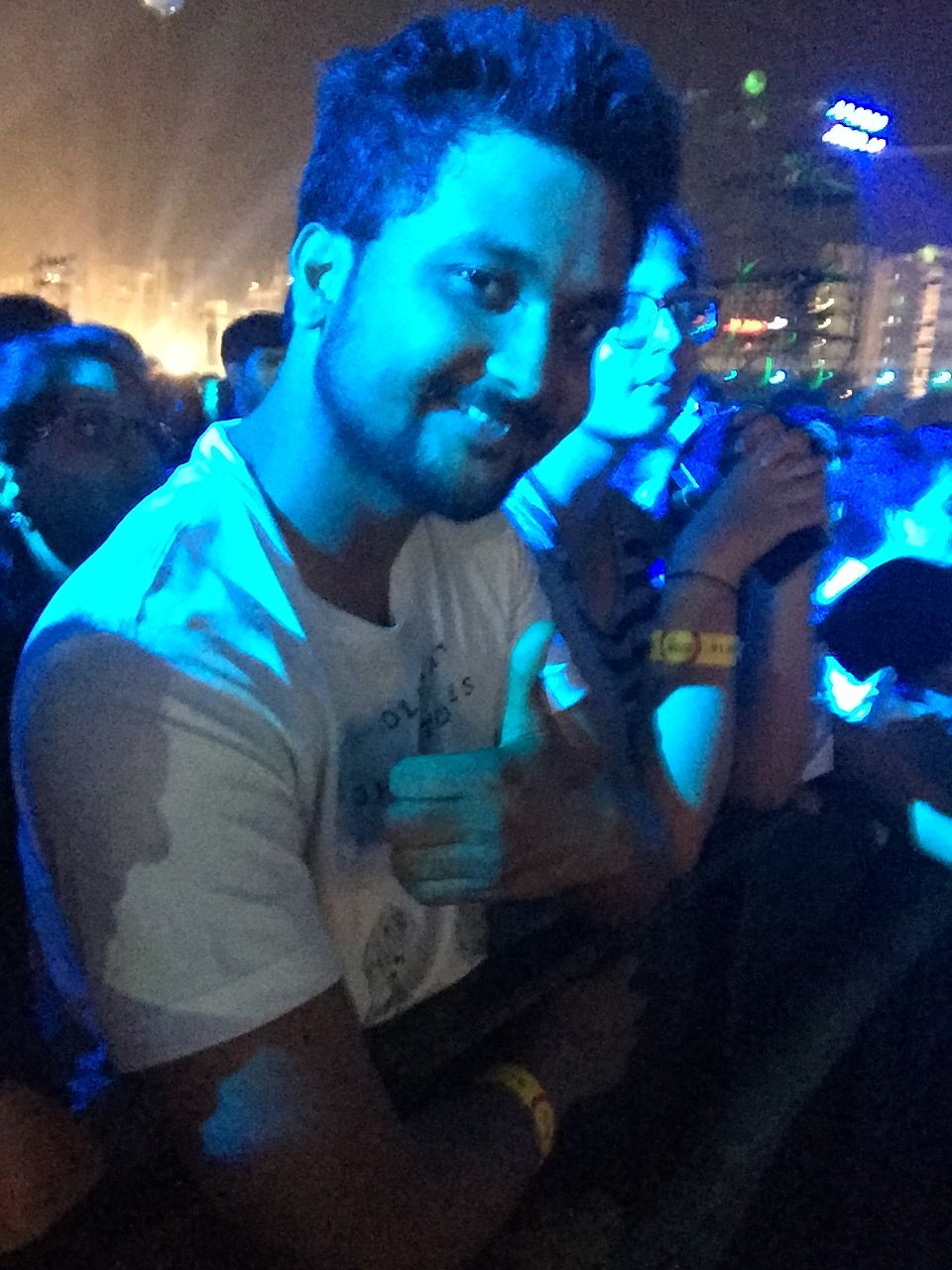 Photo of Coldplay - How I saw my childhood dream, at the GCI festival in Mumbai for free!! by Shashank Sinha
