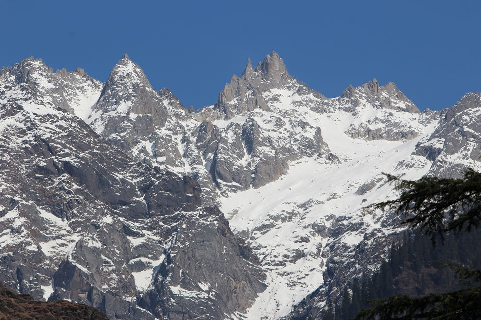 Photo of Winter is Here - Kasol & Tosh - Witnessing last snow of the season by Shashank Sinha