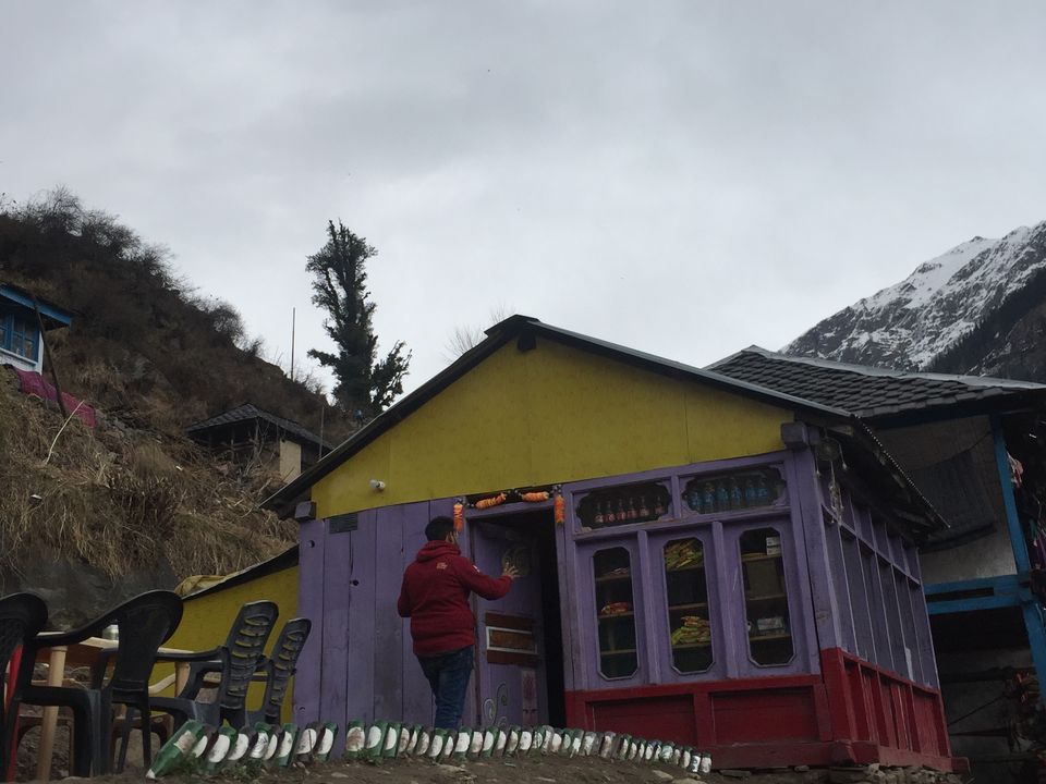 Photo of Winter is Here - Kasol & Tosh - Witnessing last snow of the season by Shashank Sinha