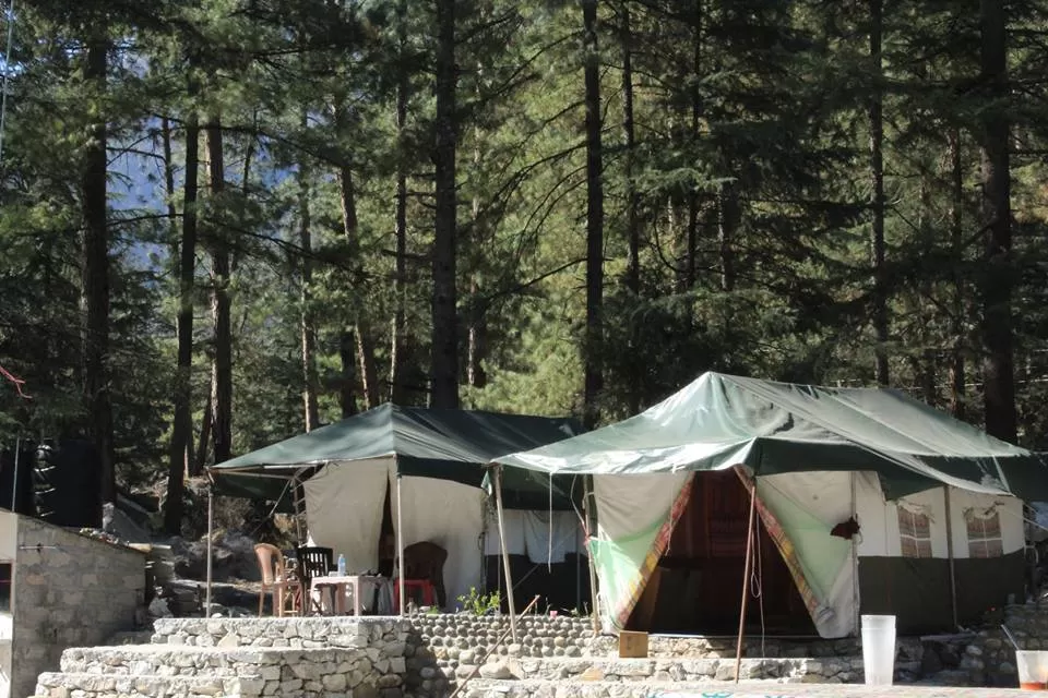 Photo of Winter is Here - Kasol & Tosh - Witnessing last snow of the season by Shashank Sinha