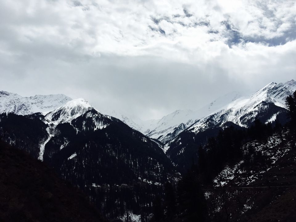 Photo of Winter is Here - Kasol & Tosh - Witnessing last snow of the season by Shashank Sinha