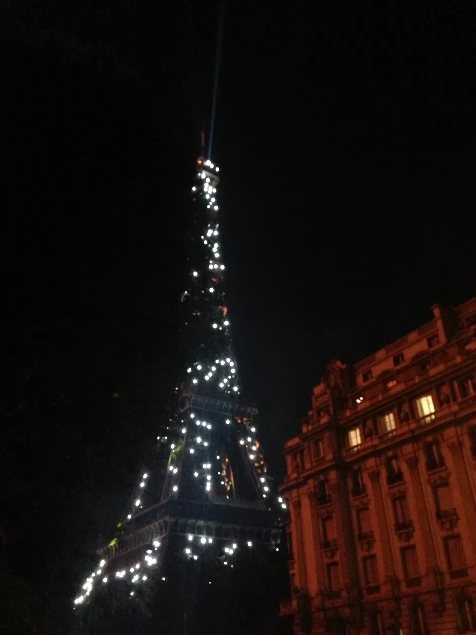Photo of Eiffel Tower, Champ de Mars, 5 Avenue Anatole France, Paris, France by Megha Kaladharan