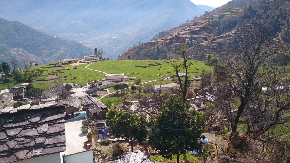 Photo of Deoria Tal Treak Sari Village Uttrakhand, Unnamed Road, Dilmi, Uttarakhand, India by Jaiveer Yadav