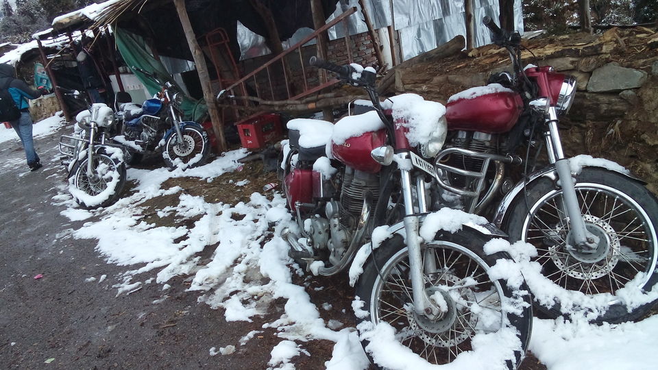 Photo of Duggal Bittha, Uttarakhand, India by Jaiveer Yadav