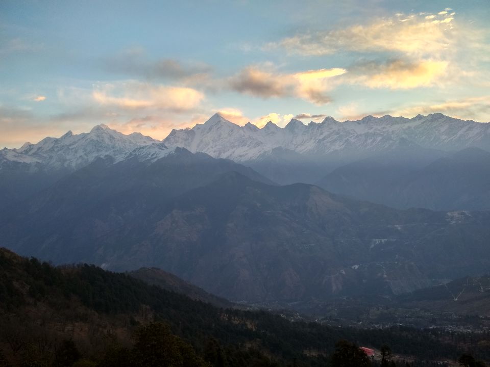 Photo of Khuliya Top- Fantastic Gift for a Trekker by Jaiveer Yadav