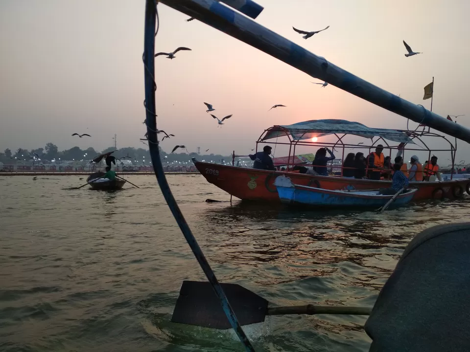 Photo of Sangam-prayag Mid Of Sangam, Chak Sayad Arab Darvesh, Uttar Pradesh, India by Jaiveer Yadav