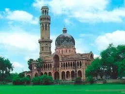 Photo of Allahabad University, Old Katra, Prayagraj, Uttar Pradesh, India by Jaiveer Yadav