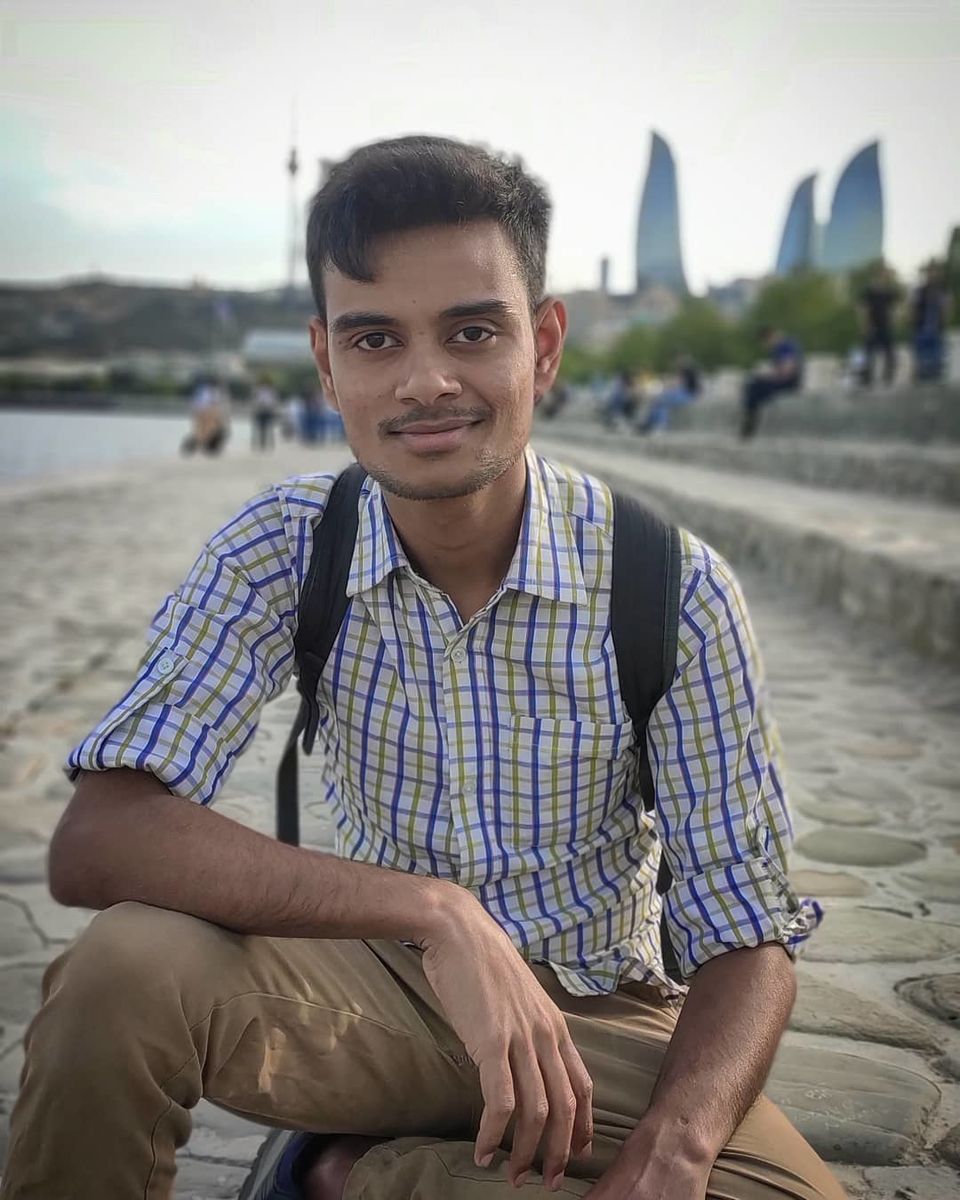 Photo of 50,000+ km of Hitchhiking: Here’s how this 19-year-old teenager is travelling across the globe 1/3 by Azharuddin