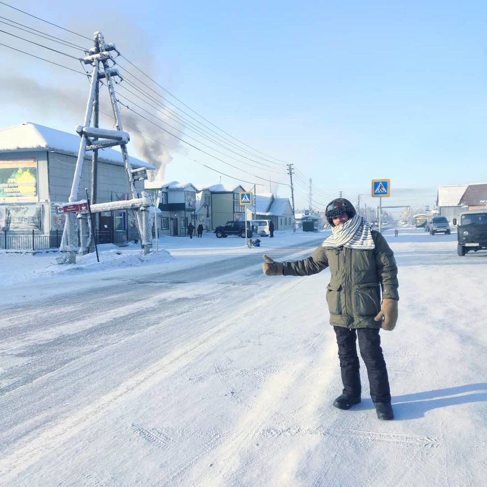 Photo of 50,000+ km of Hitchhiking: Here’s how this 19-year-old teenager is travelling across the globe by Azharuddin