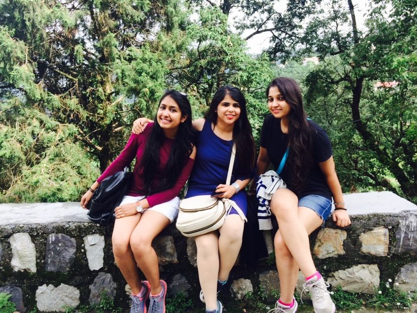 Photo of Wandering in the Himalayas with my girlfriends:) 1/5 by Dolly Shukla