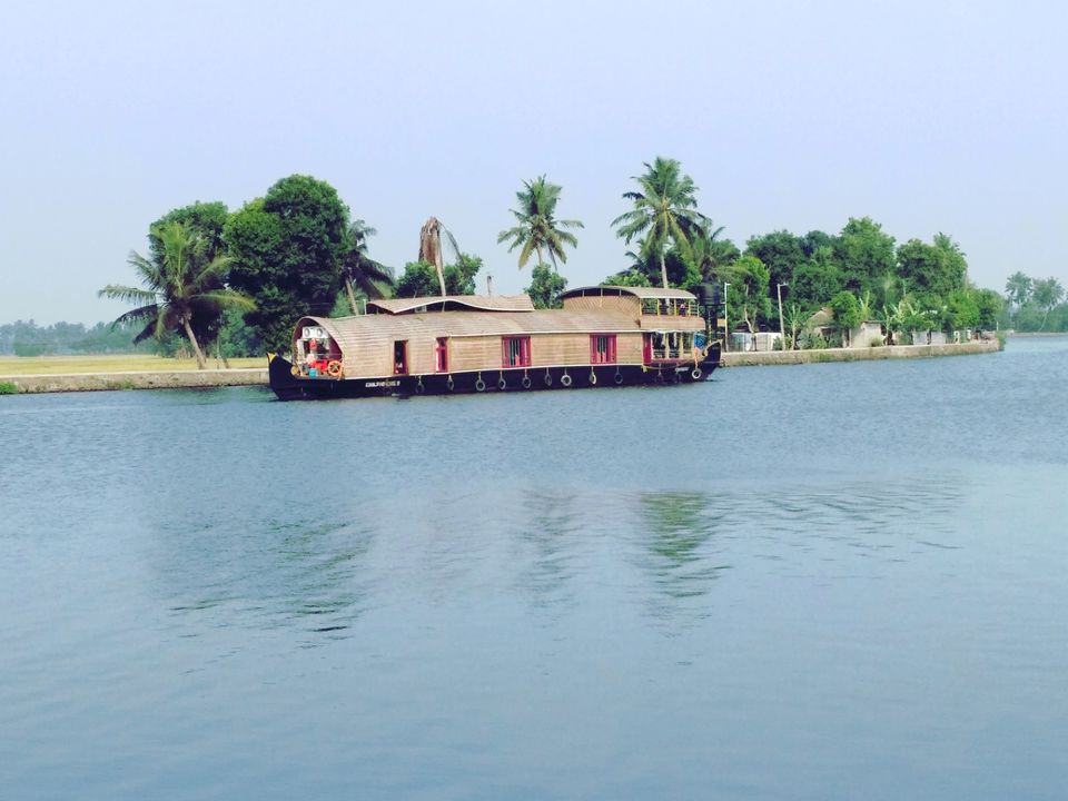 Photo of Alleppey Boathouse, Alappuzha, Kerala, India by Pramod