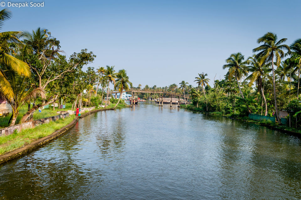 Photo of Alleppey Houseboat, Punnamada Boat Jetty Road, Punnamada, Kottankulangara, Alappuzha, Kerala, India by Deepak Sood