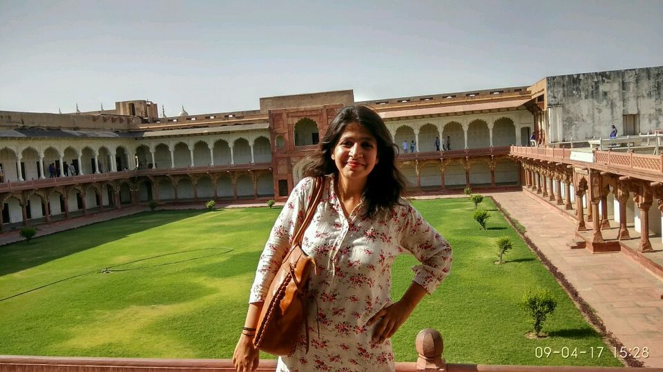 Photo of Agra Fort, Rakabganj, Agra, Uttar Pradesh, India by Tamanna Arora