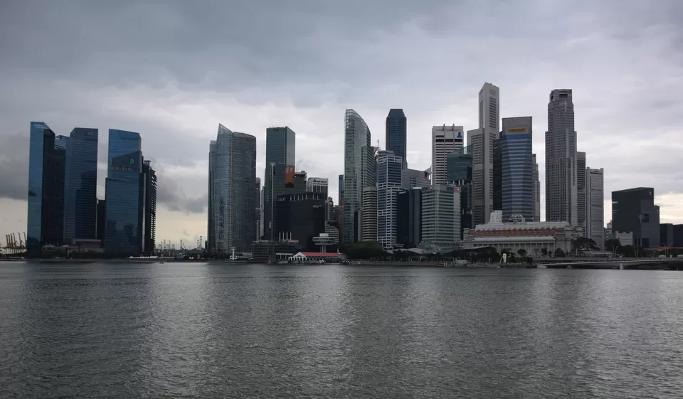Photo of Esplanade Drive, Esplanade Outdoor Theatre, Singapore by Dheeraj Balla