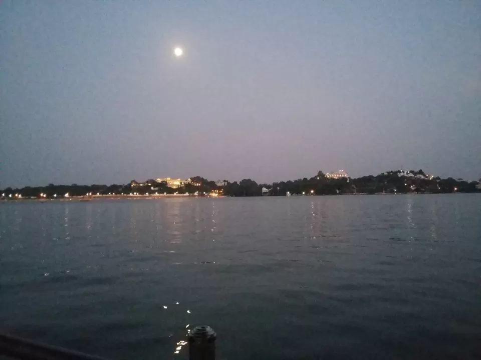 Photo of Fateh Sagar Lake, Udaipur, Rajasthan, India by Beardo Raveller
