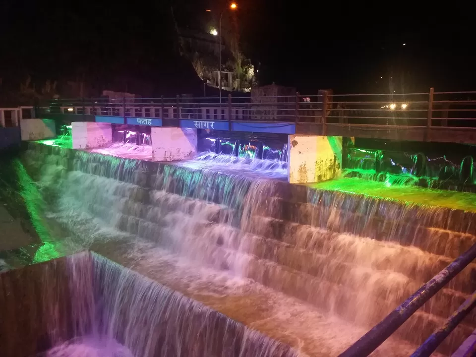 Photo of Fateh Sagar Lake, Udaipur, Rajasthan, India by Beardo Raveller