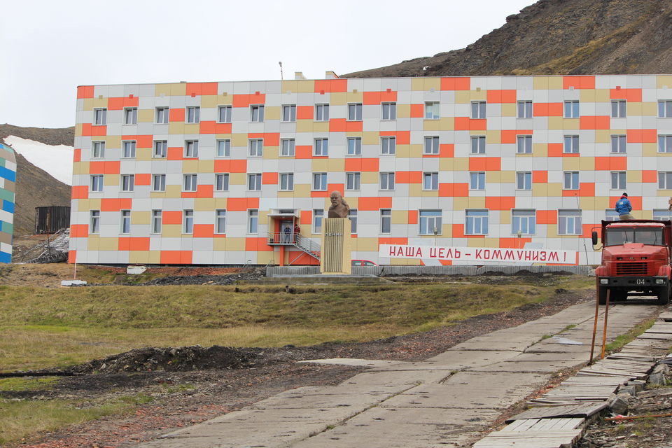 Photo of Why Svalbard should be your next travel destination! 17/26 by Ayushee Agarwal