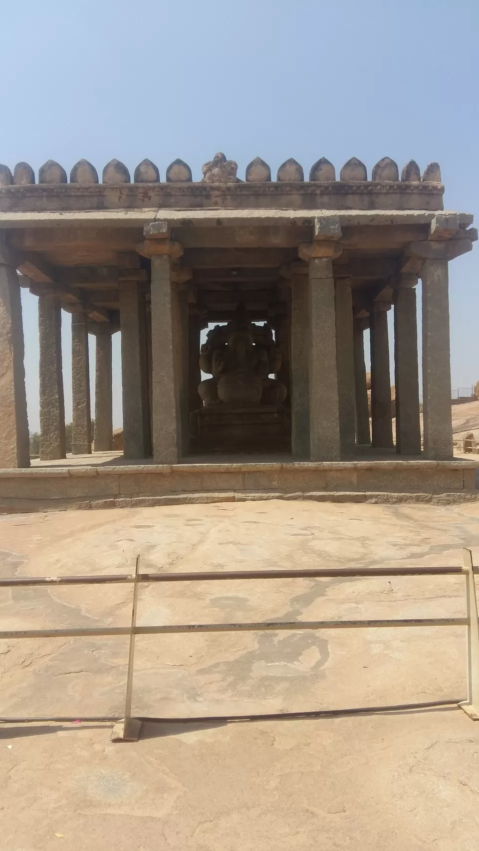Photo of Sasivekalu Ganesha, Hampi, Karnataka, India by Vijithake