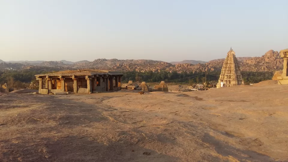 Photo of Hemakuta Hill Temple, Hampi, Karnataka, India by Vijithake