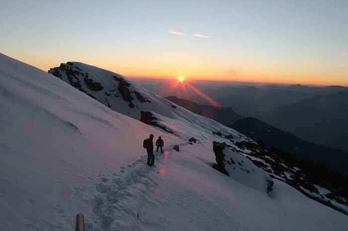 Photo of Hike to the highest Shiva temple in the world! by wanderingbudha