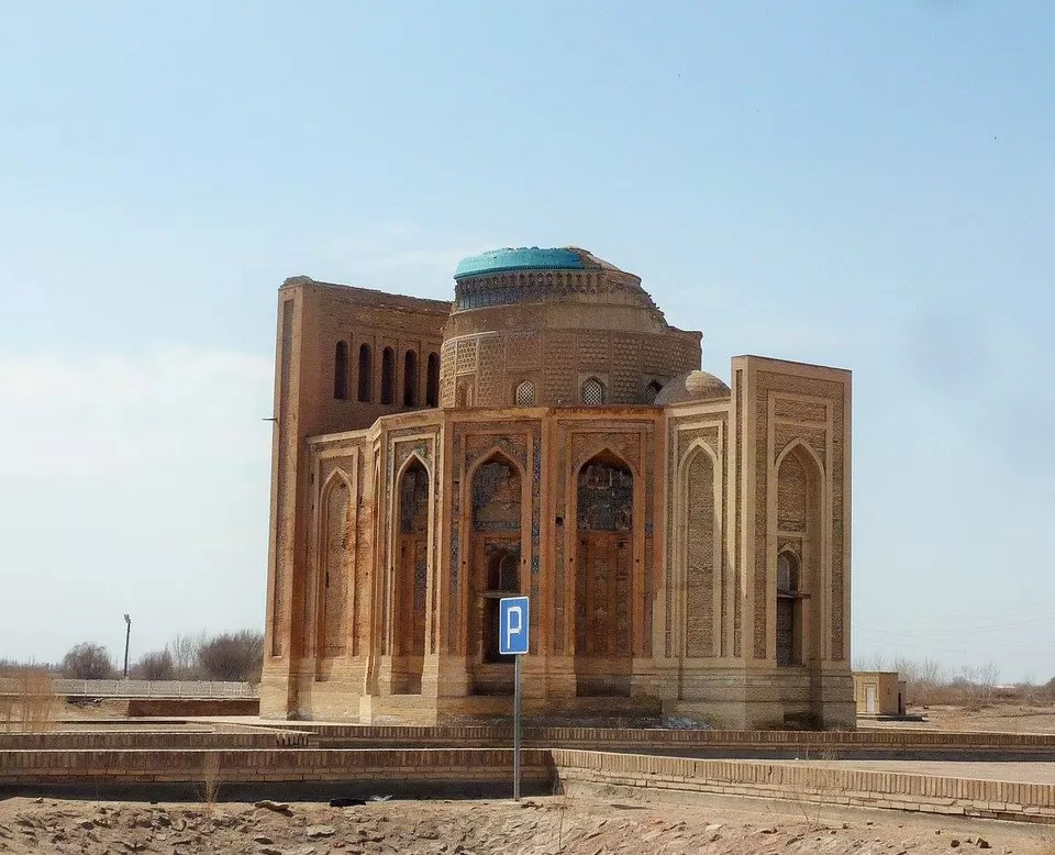 Photo of Konye-Urgench, Turkmenistan by Shaheen Nilofer