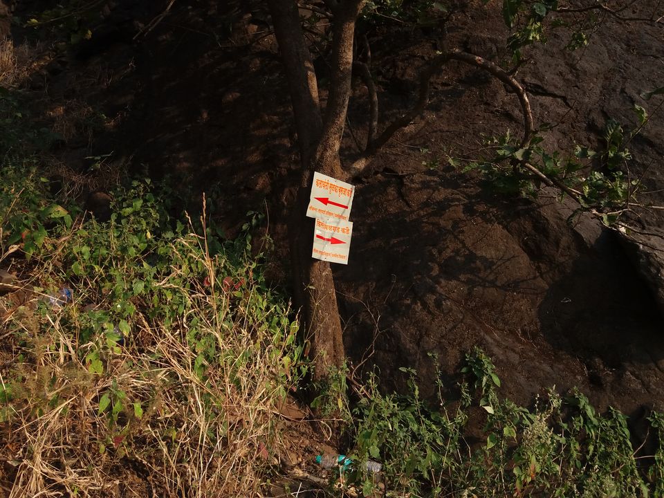 Photo of Mighty Prabalgad Fort and Deadly Kalavantin Peak by Gunjan Deshmukh