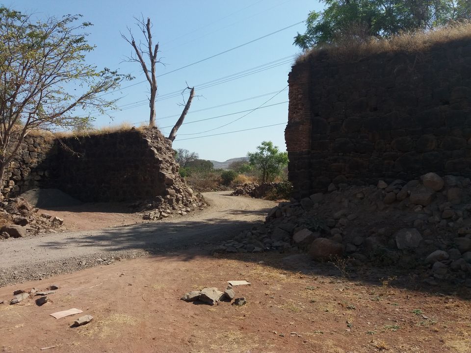 Photo of Malhargad - The Last fort built in Maharashtra by Gunjan Deshmukh
