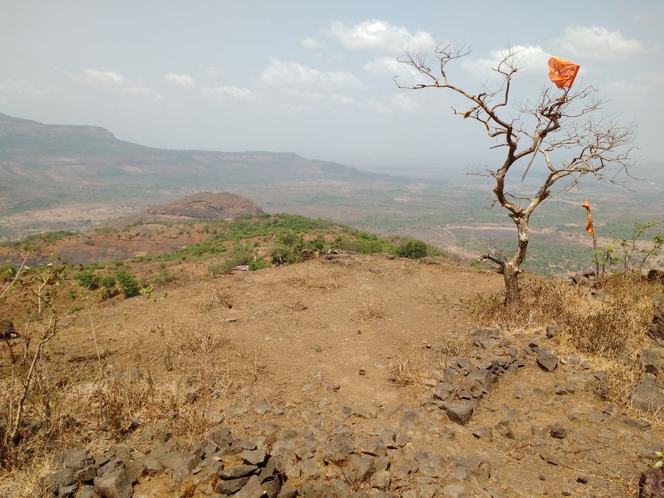 Photo of Kurdugad Fort – A cave that can accomodate entire village 14/25 by Gunjan Deshmukh