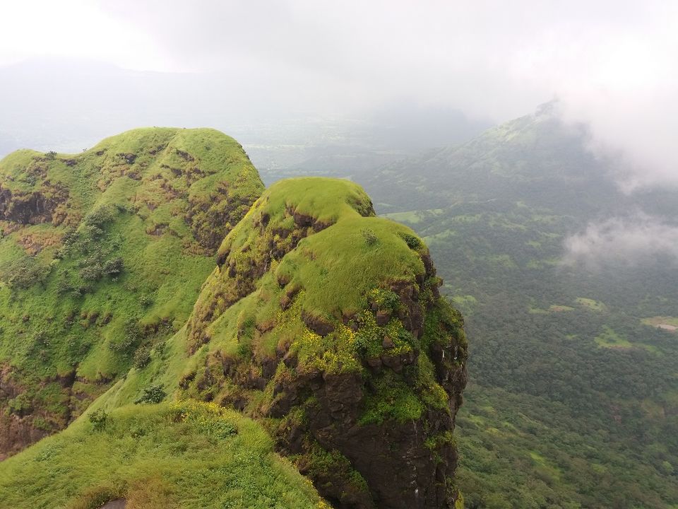 Photo of Sindola Fort – Overlooking beautiful dam 39/39 by Gunjan Deshmukh