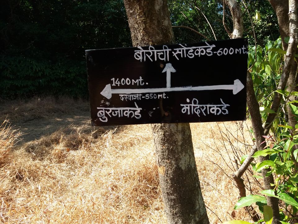 Photo of Mighty Prabalgad Fort and Deadly Kalavantin Peak by Gunjan Deshmukh