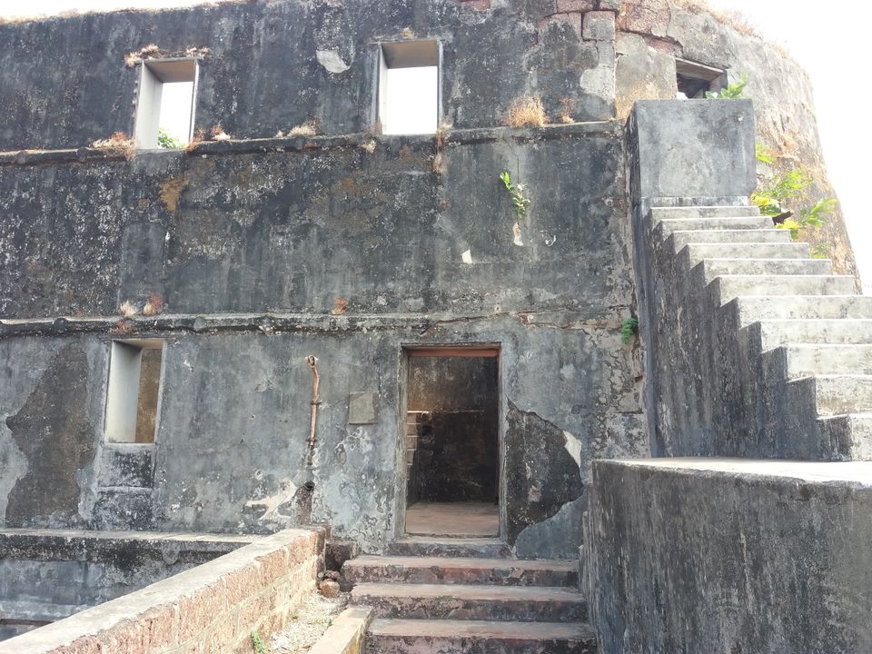 Photo of Jaigad - A Creek Fort 12/71 by Gunjan Deshmukh