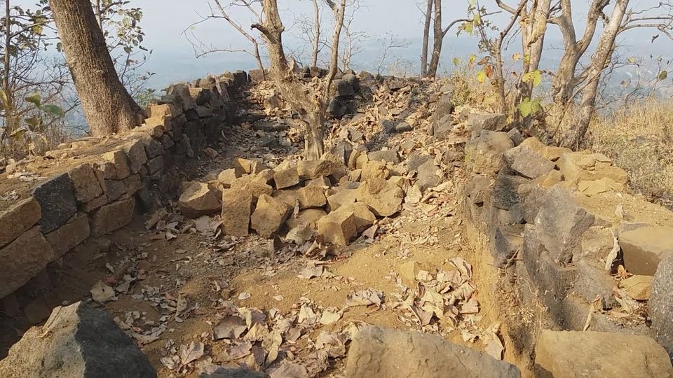 Photo of Mangad Fort - Has a Secret Gate 36/41 by Gunjan Deshmukh