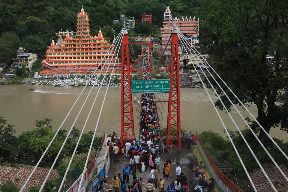 Photo of Lakshman Jhula Road, Laxman Jhula, Rishikesh, Uttarakhand, India by Prakhaya Thapliyal