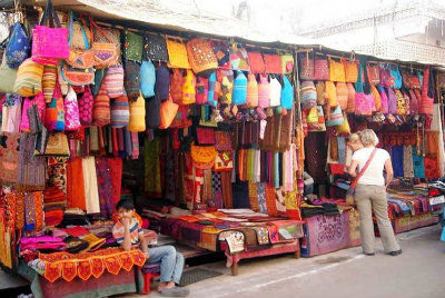 Photo of 5 Brilliant Travel Hacks That Will Save Both Time & Money For Your Next Trip 5/5 by Harveen Kaur Tuteja