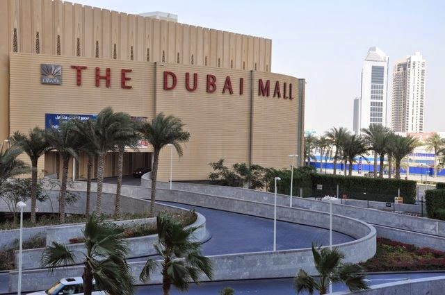 Photo of The Dubai Mall - Dubai - United Arab Emirates by Map Camera Travel